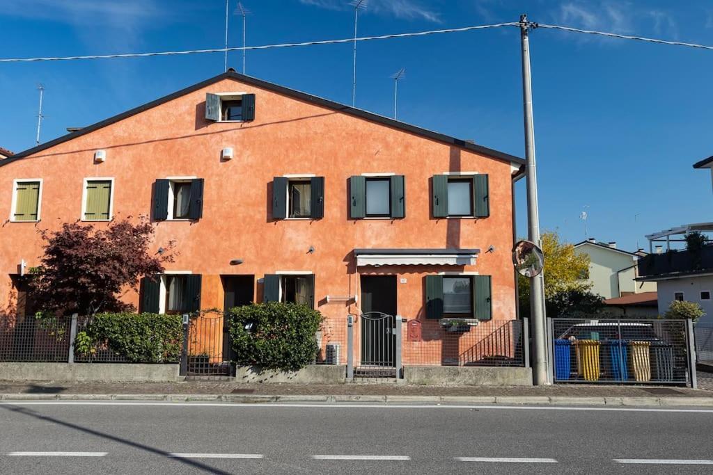 Treviso Suite, Con Parcheggio Gratuito Bagian luar foto